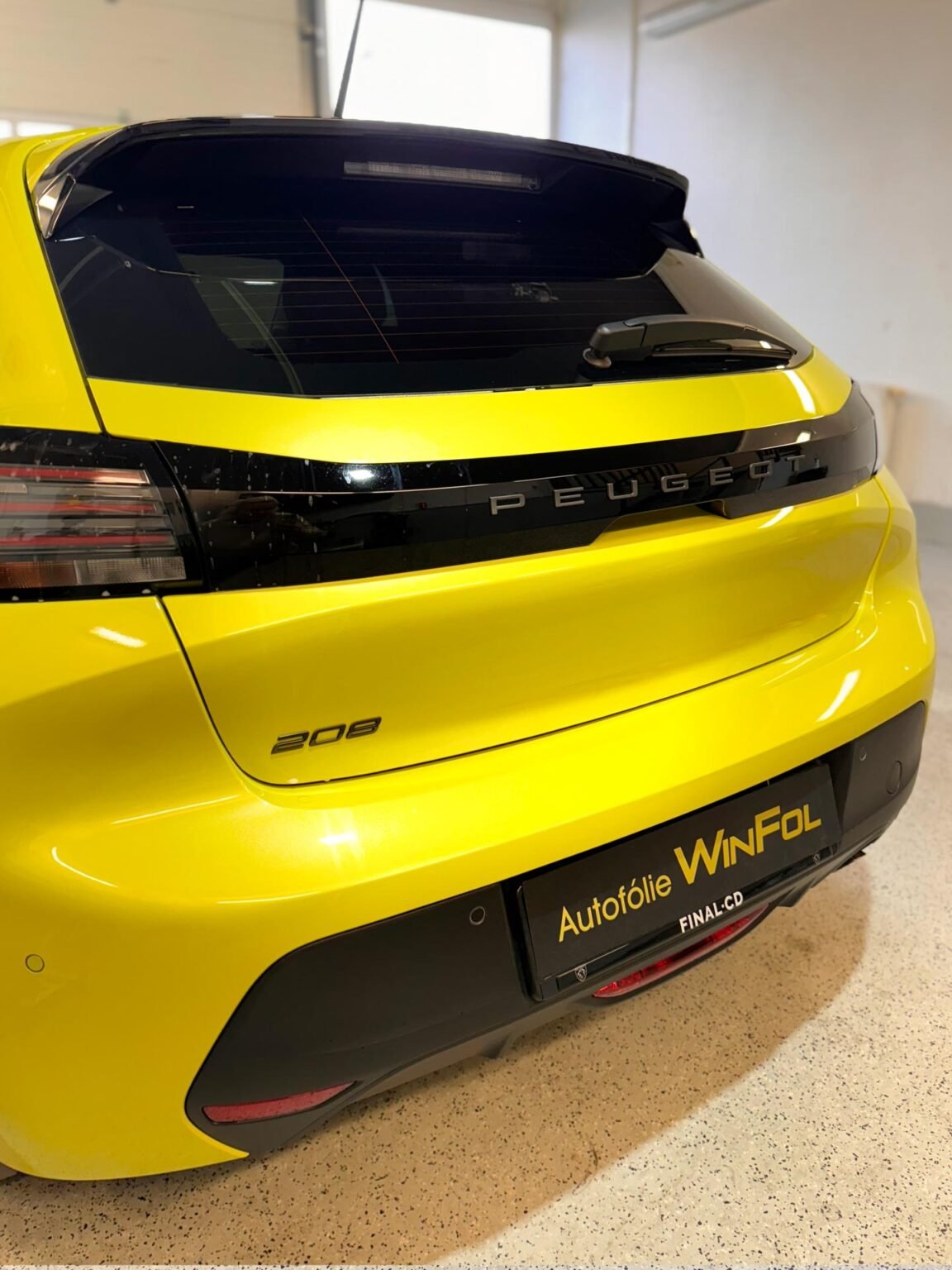 Peugeot 208 - Inštalácia autofólií