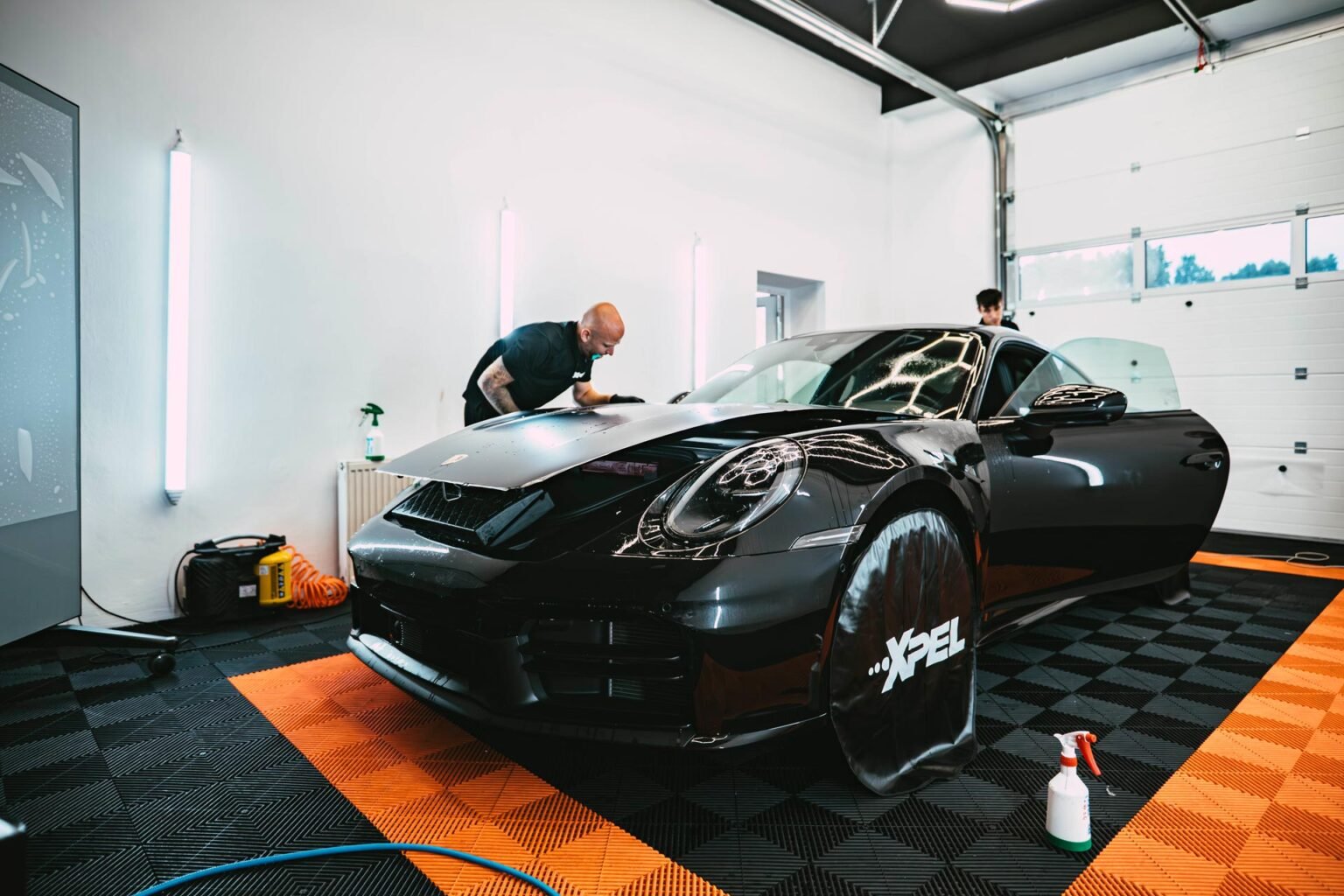 Porsche 911 - Matná ochranná fólia XPEL Stealth