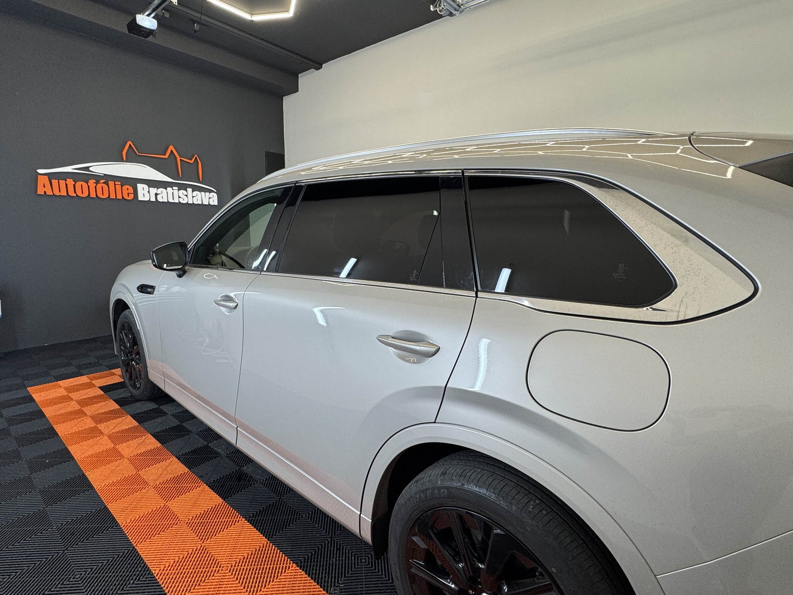 Determálne autofólie pre Mazdu CX-80