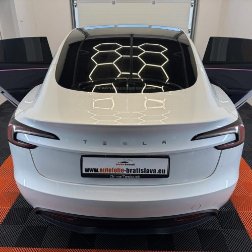 Auofolie na okna bratislava (3)